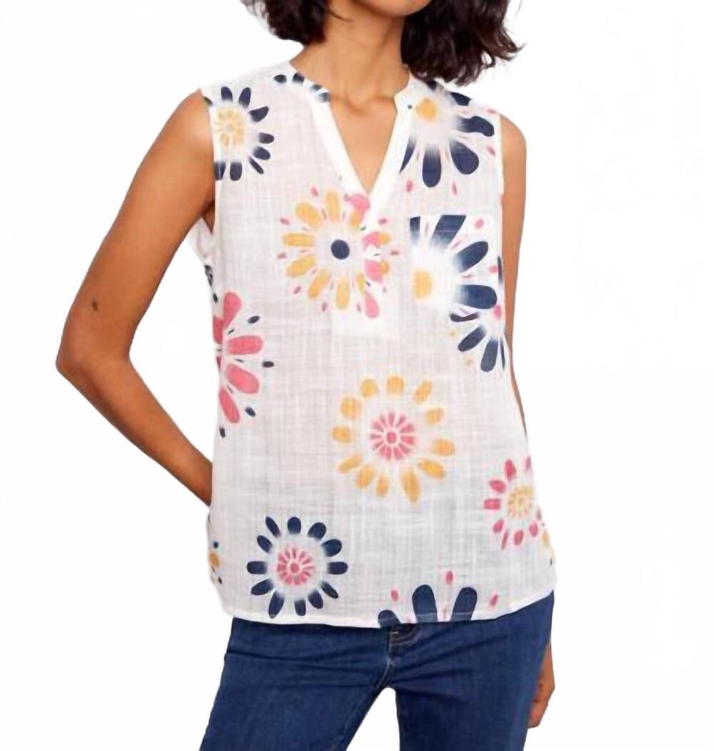 NEW CHARLIE B printed cotton gauze sleeveless shirt in daisies